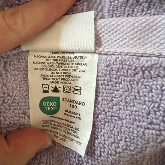Kate Spade New York Scallop Pleat Bath Towel in frozen lilac/light purple nwt - Picture 8 of 9